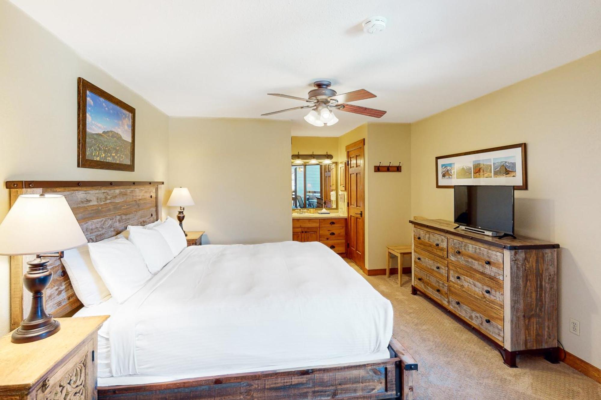 The At Steamboat By Vacasa Steamboat Springs