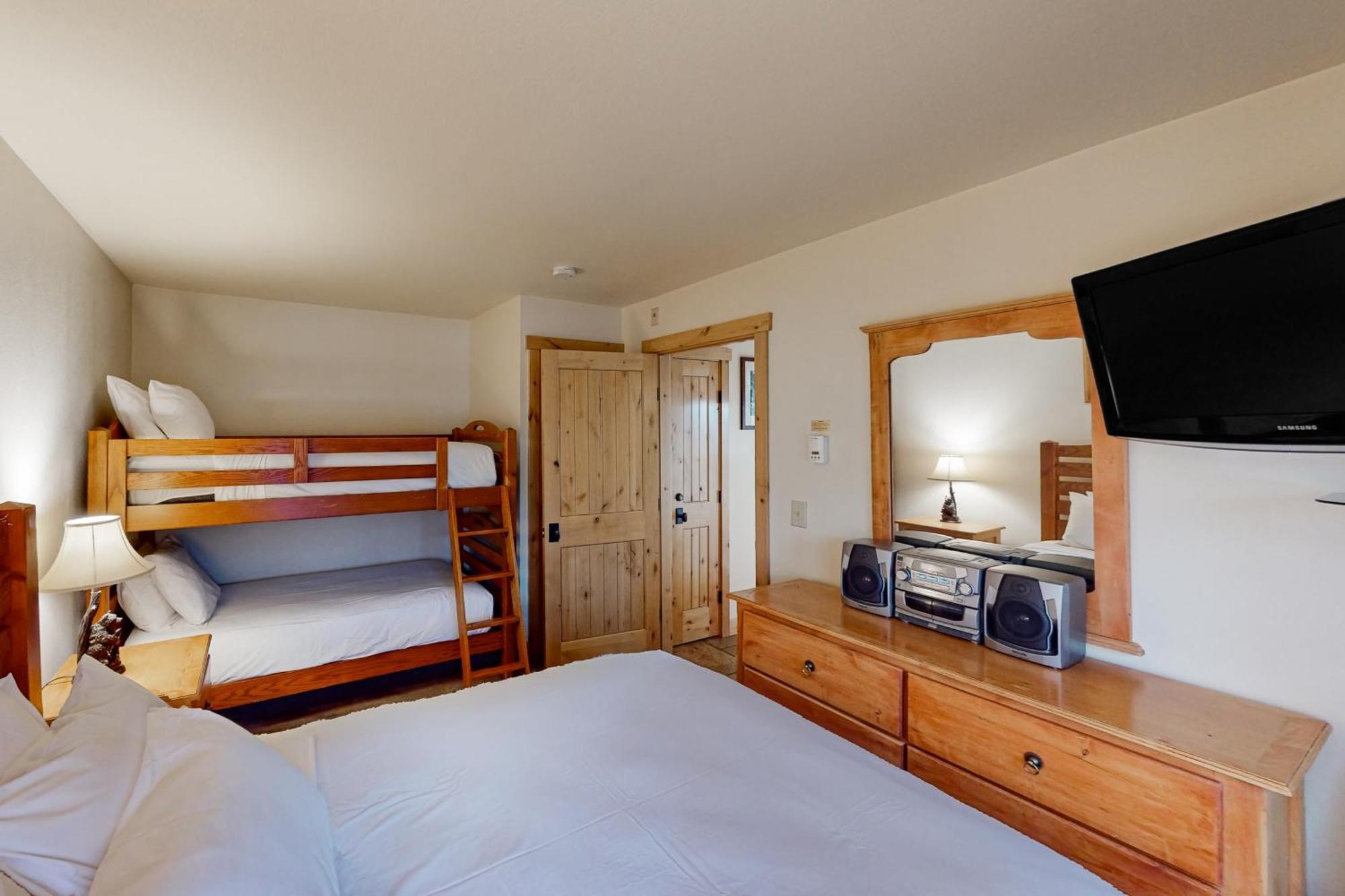 The At Steamboat By Vacasa Apartment